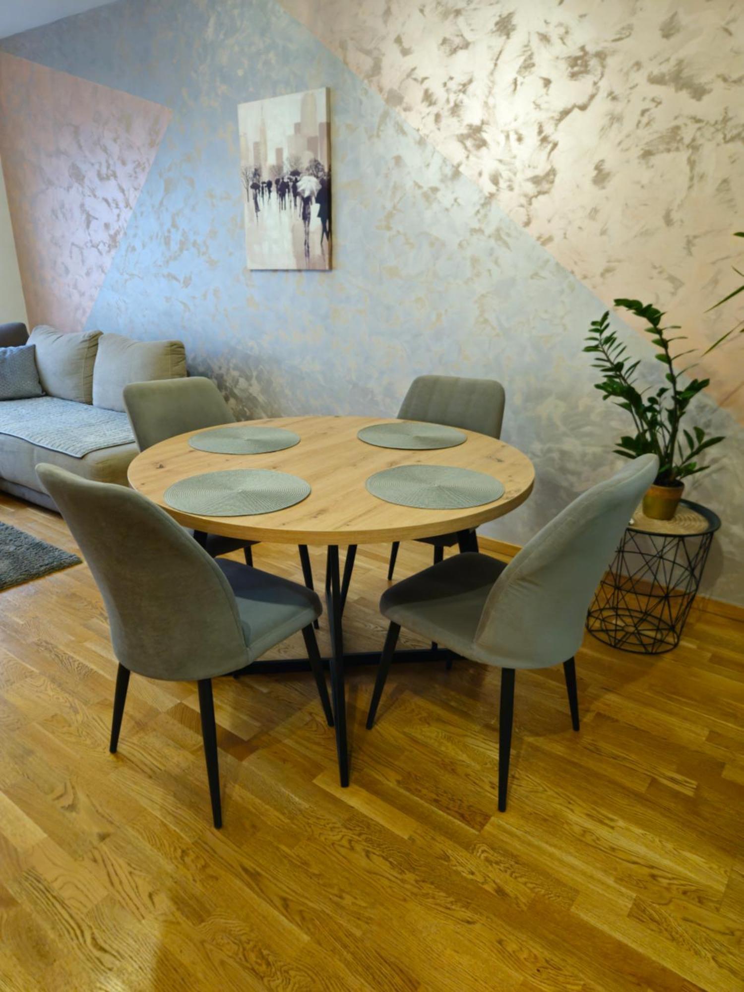 Apartment Ela ซูโบติกา ภายนอก รูปภาพ